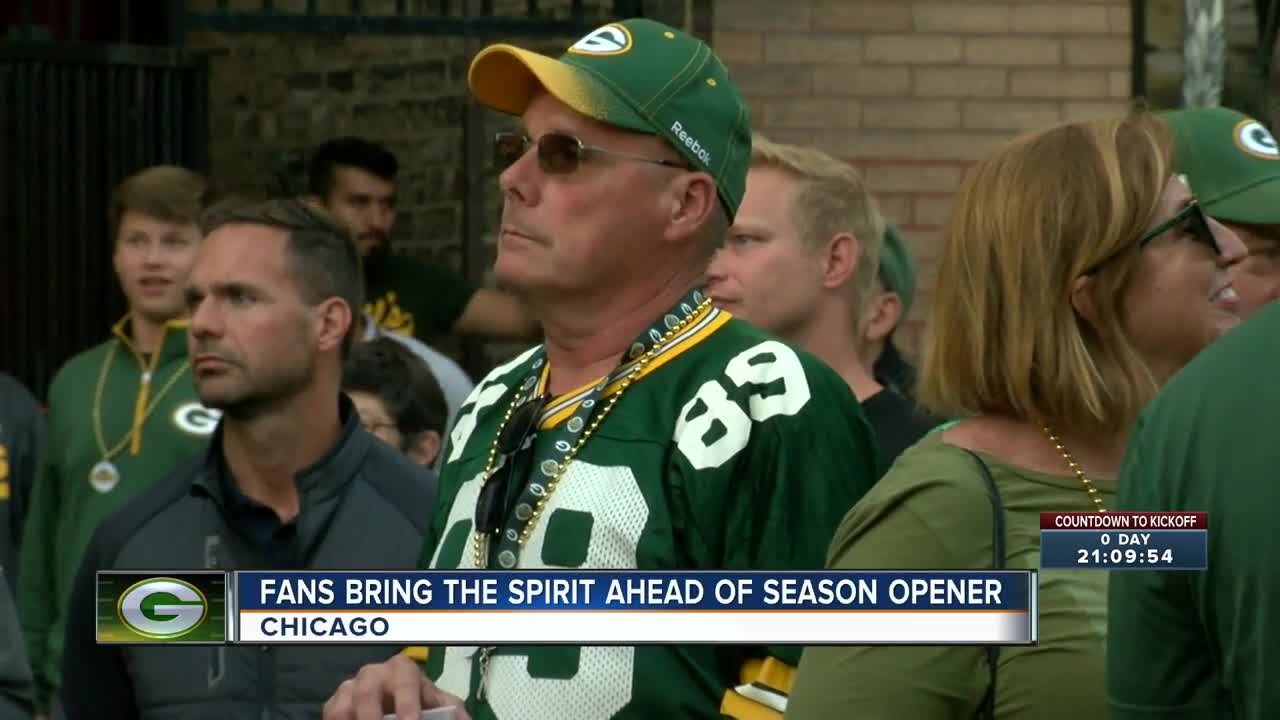 Packers fans pour onto Chicago streets for pep rally