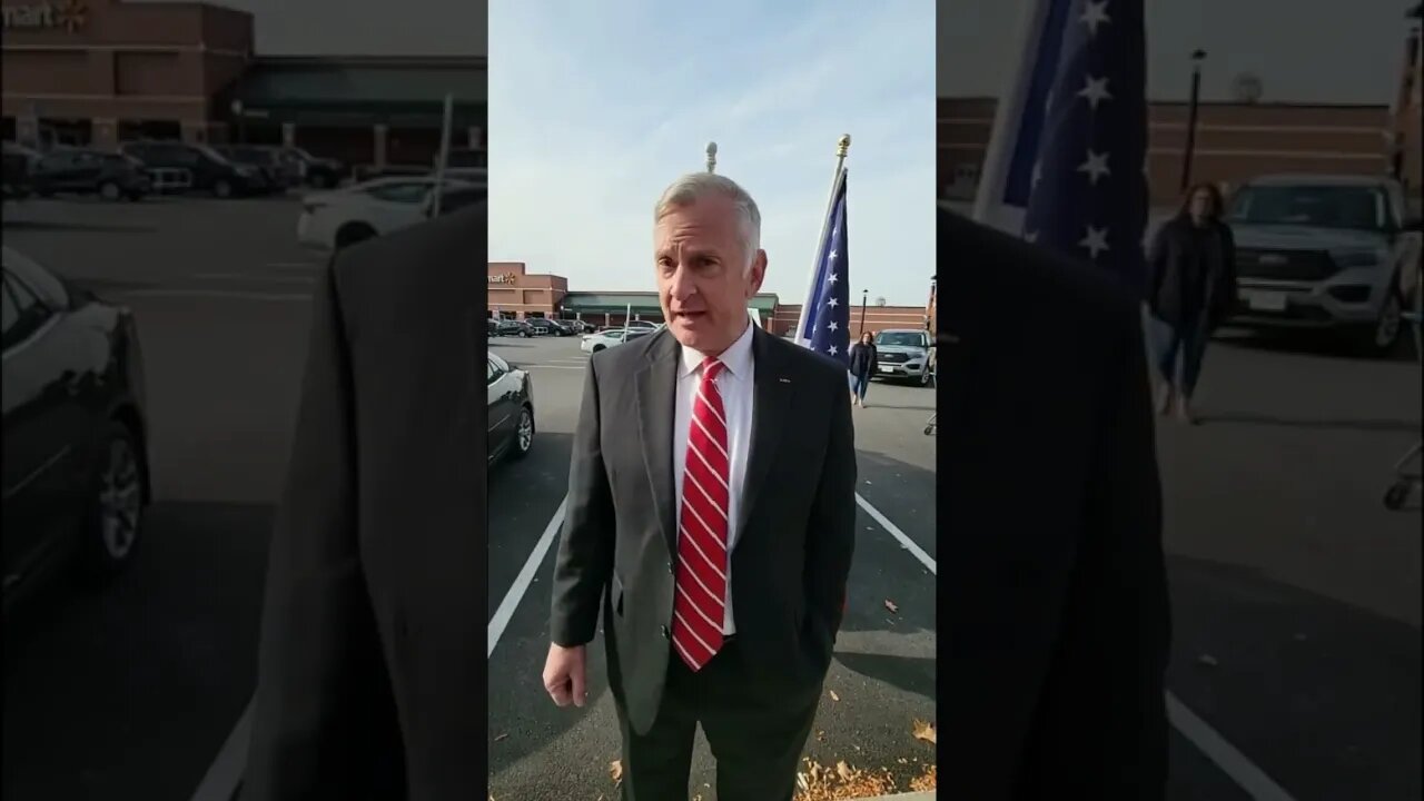 TRUMP BUS TOUR Gerald Malloy for Vermont Senate thanks Veterans For America First 10/22