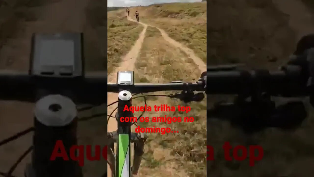 Aquela trilha top com os amigos no domingo...