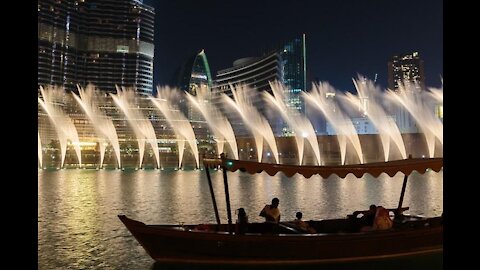 Dubai Fountain Show thrills lots of energy in you