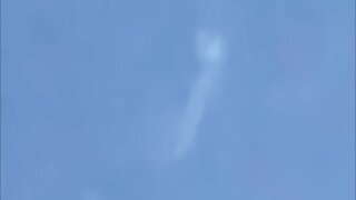 East coast multi flashing/faint tic tac flyby