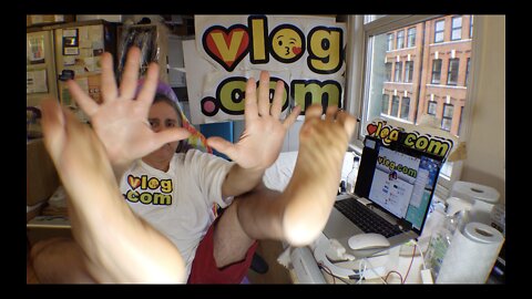 Lounger & scrounger video phone conversation fri 21 jan 2022 noon utc GeorgeGodley*com vlog*com