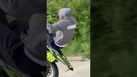 CROSSER & 2 STROKE PED WHEELIES