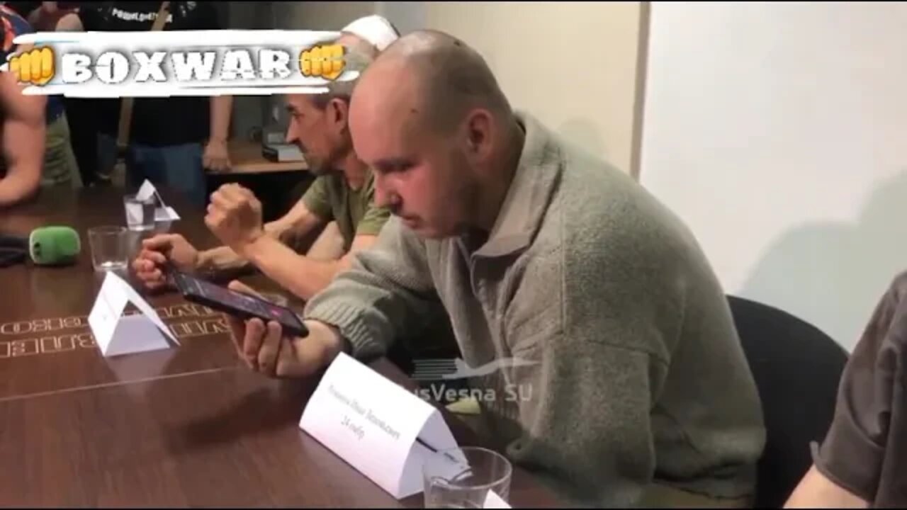 The fighters of the Armed Forces of Ukraine who surrendered are crying from the cauldron