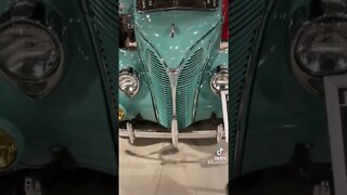 1938 Ford deluxe