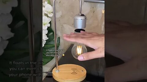 floating bulb lamp 💡