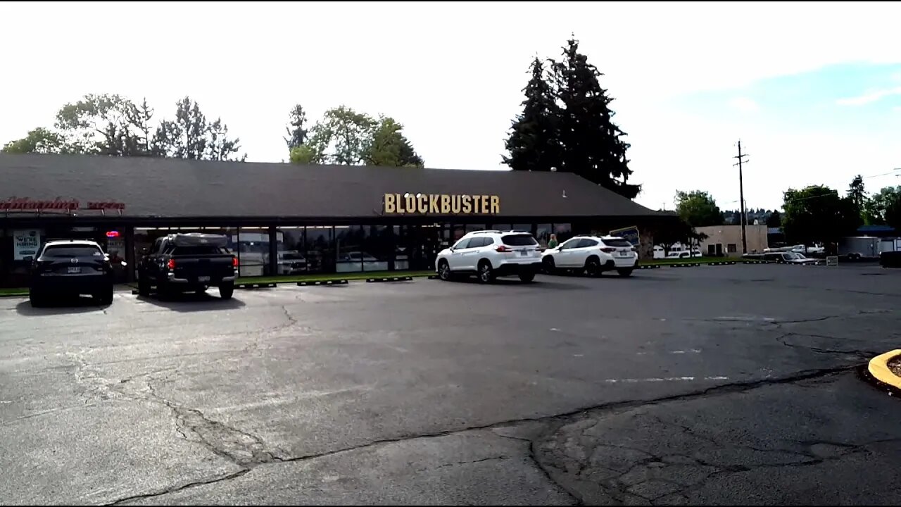 Visiting The Last Blockbuster