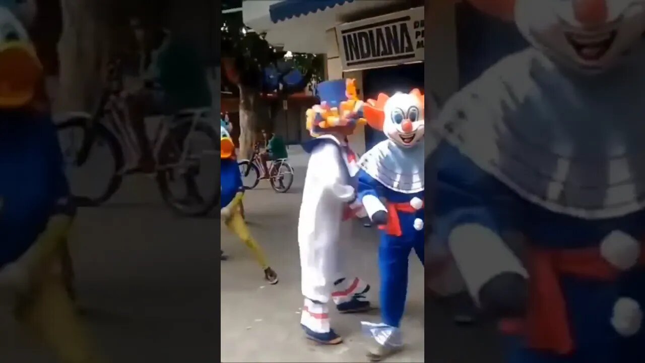 DANÇANDO PATO DONALD, HOMEM-ARANHA, PATATI, PATATÁ E MICKEY MOUSE NA CARRETA DA ALEGRIA