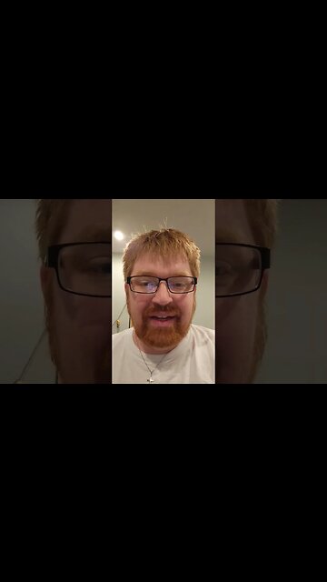 Jeremy Irons Tells the History of the World in Moe Goes from Rags to Riches #shorts