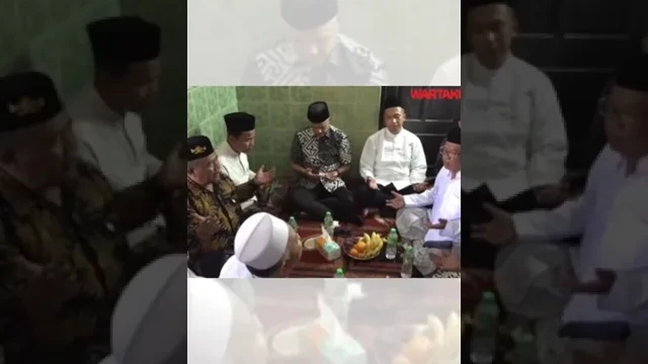 Kalangan kiai dan santri pasuruan mendoakan capres ganjar pranowo agar sukses menjadi presiden.