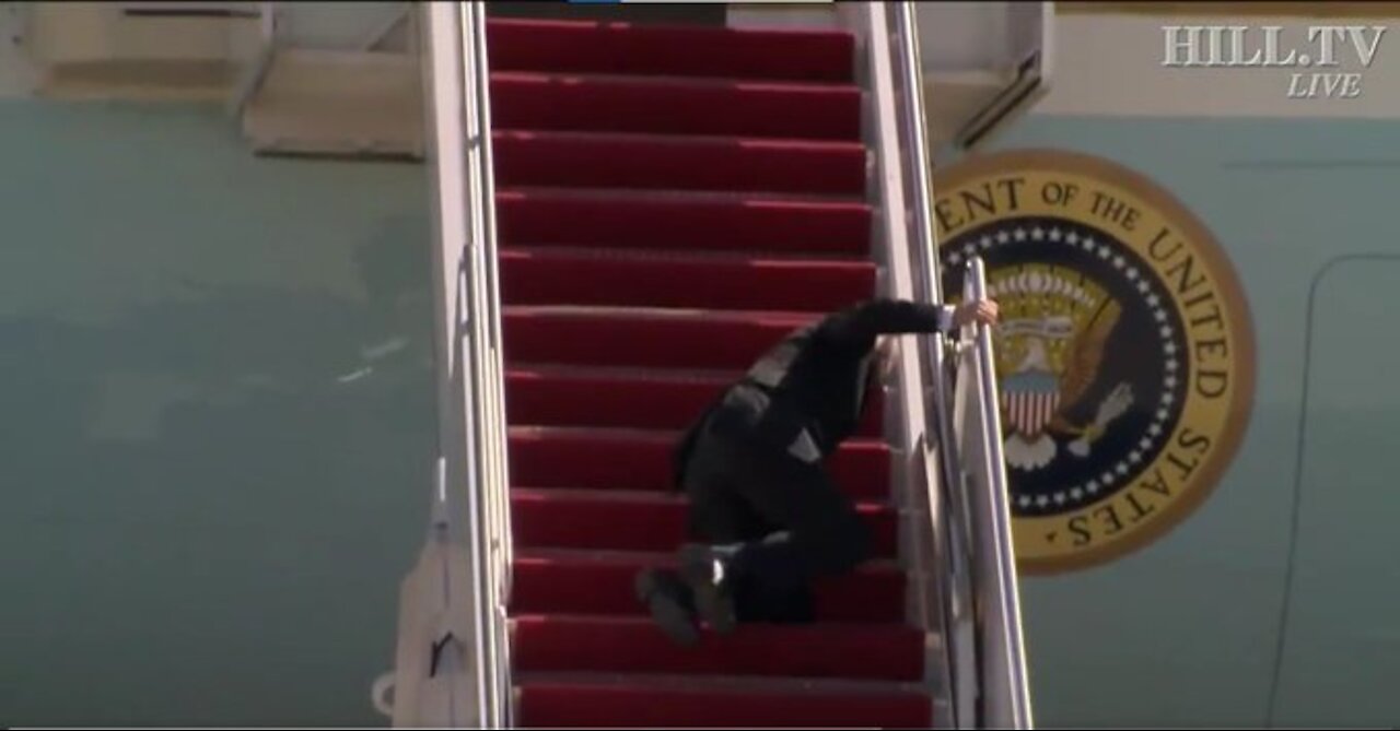 Joe Biden falls 3 times in a row while climbing stairs to Air Force One