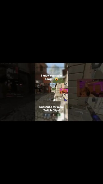 This Twitch Streamer doesn't like shotguns very much... 🤣 (Modern Warfare II) #shorts #callofduty