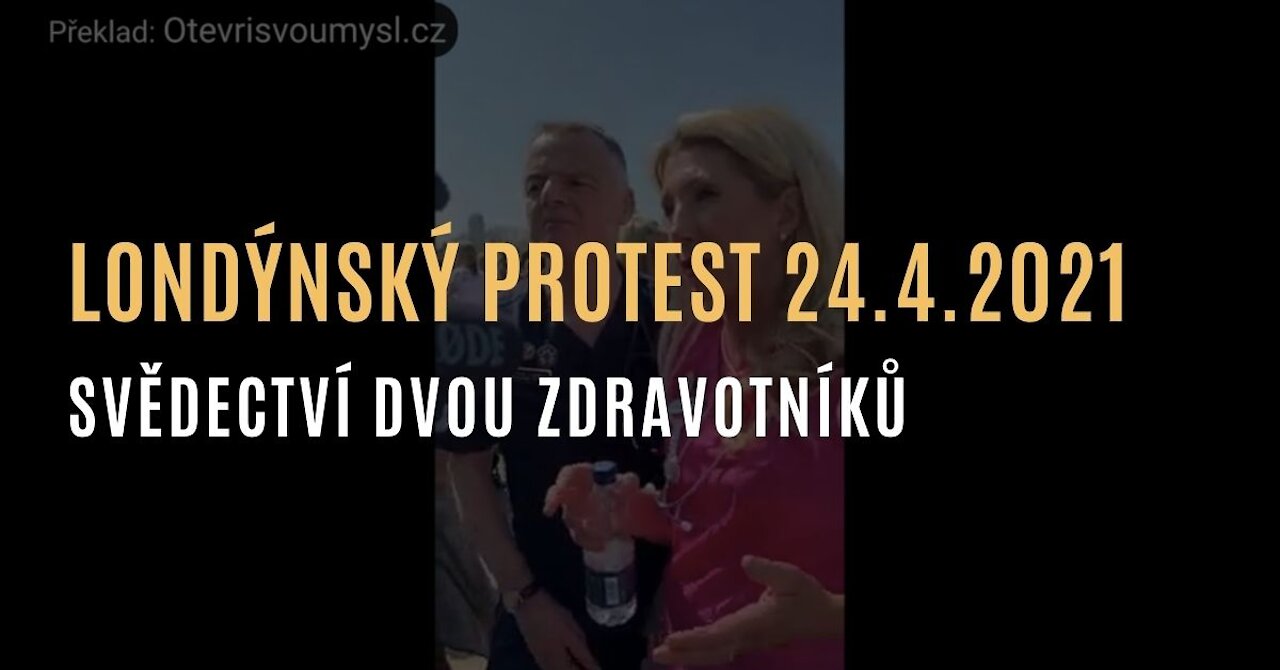 Lékaři z londýnského protestu mluví o vakcínách proti covidu a situaci v Británii