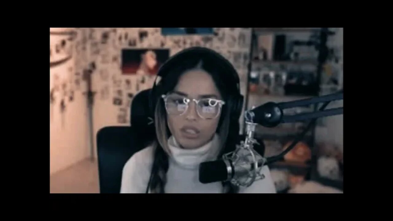 Rae finally admitted it that she is smol Redditrecap w chat