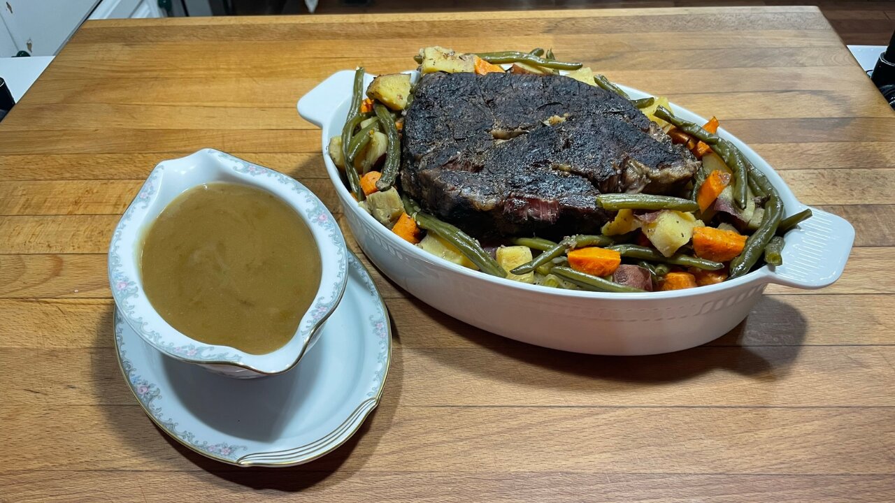 Easy Slow Cooker Roast Beef,Veggies & Gravy (Gluten Free, Grain Free, Nightshade Free)