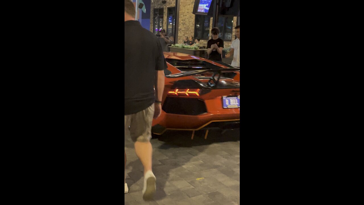 LAMBORGHINI BACKFIRES NEAR BYSTANDERS #shmittysgarage