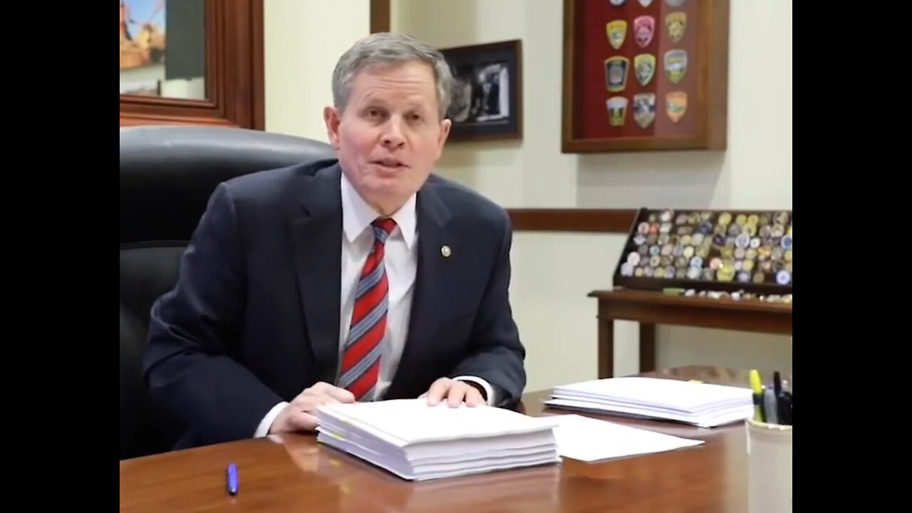 GOP Sen. Shows Dems to be Frauds by Reading Directly From Their Covid Bill