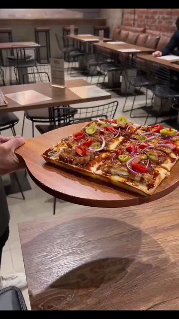 best pizza | bouana pizzeria | pizza holice | just give me a pizza to be my friend #Pizza #Delicious