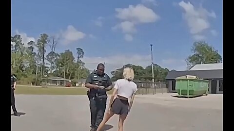 College Girl Fails Field Sobriety Test & Fights Cops