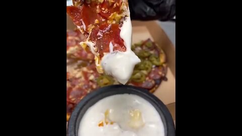 🍕Burattino pizza dunk | @burattinopizza on IG 😍🍕 #shorts