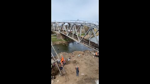 Ukrainian Railways are starting the repair process of a bridge destroyed during the Russian invasion