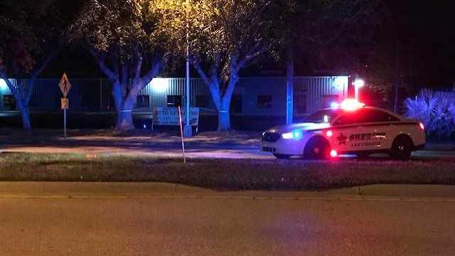 Deputy presence outside auto detailing business in Fort Myers