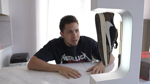 MIND BLOWING LEVITATING SNEAKER DISPLAY