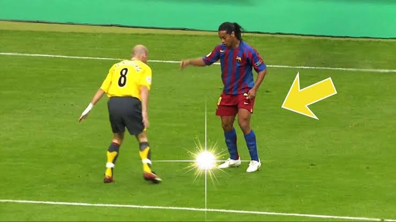 Ronaldinho Football Skills