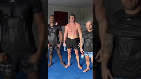 Logan Paul Trains With Israel Adesanya and Alexander Volkanowski #shorts #israeladesanya #loganpaul