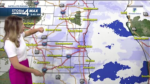 Heavy snow continues Sunday morning for SE Wisconsin