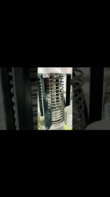 Priming the Kremlin Paint Pumps on the Cefla Prima P