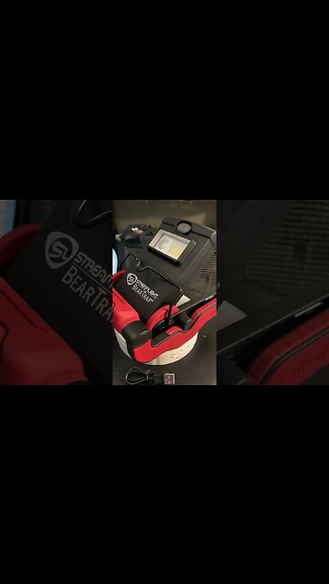 New Bear Trap LED light from Streamlight