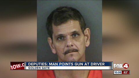 Deputies: Man points gun at driver in Golden Gate