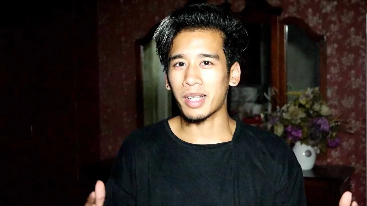 HOW THE ABANDONED ALL BEGAN ( GHOST VOICE SAYING HELP ME CAUGHT ON CAM )