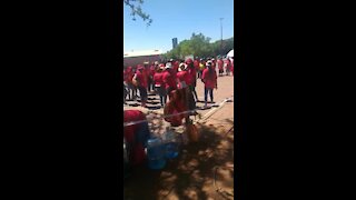 UJ workers continue strike for third day to press for permanent jobs (8Ua)