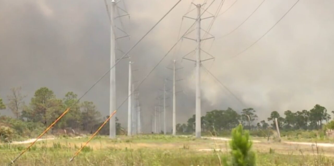 I-95 reopens in Indian River County after 1,600-acre wildfire