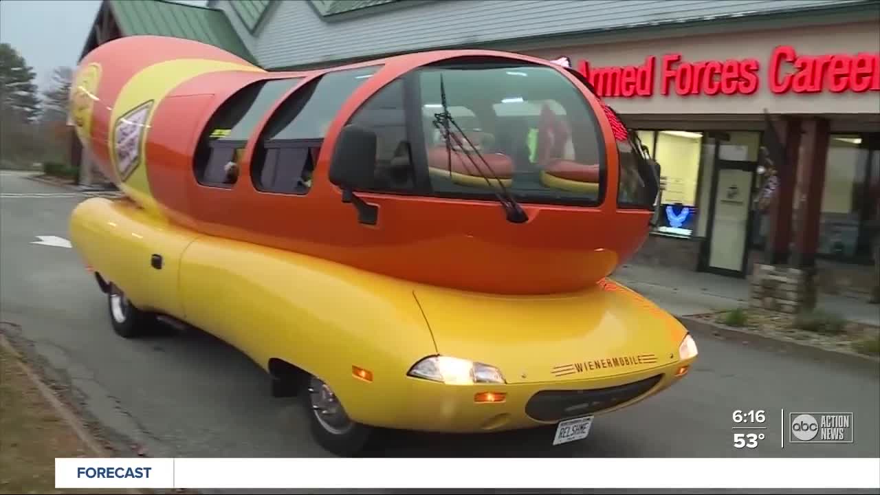 Oscar Mayer looking for a hotdogger to drive the Wienermobile