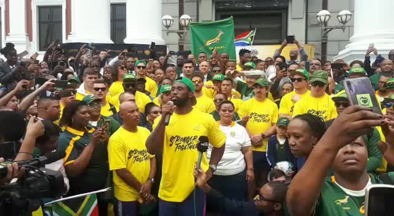 Massive crowds gather in Cape Town for final leg of Springboks' victory tour (t3z)