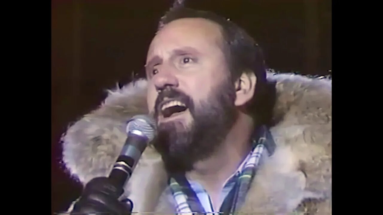 Ray Stevens - "America The Beautiful" (Live Halftime Show at Liberty Bowl, 12/29/87)