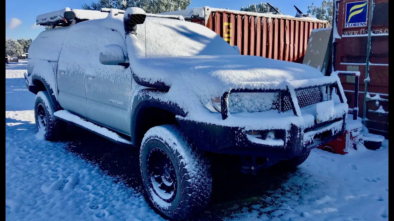 WHAT Happened to My Truck?! HORRIBLE Start To The Day - Set Up in Tiny House for the Snow Storm/COLD