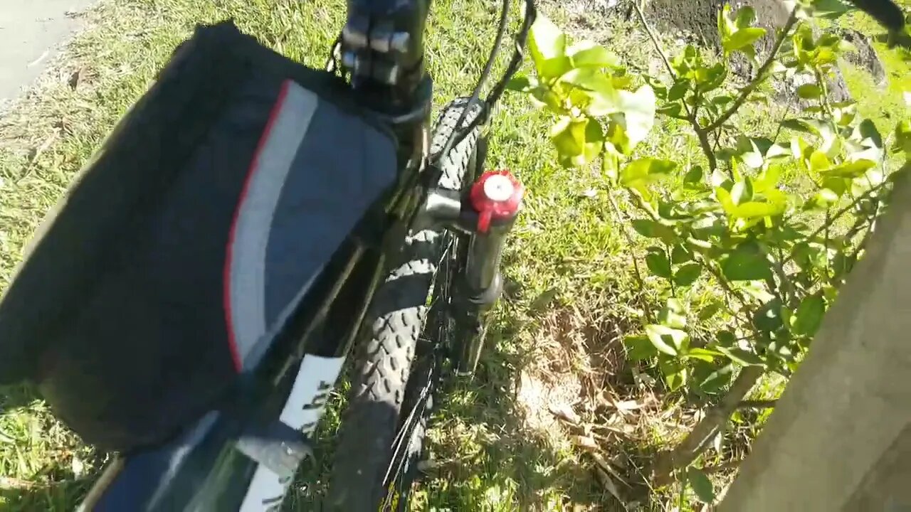 Quando comprar uma bicicleta, se informa dos preços de peças para futuras manutenções... se prepare