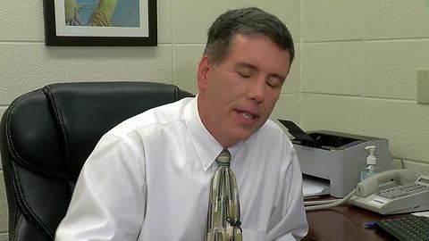 As early voting gets underway Ohioans begin to weigh in on Issue 2