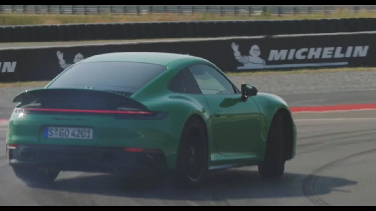 26 min Porsche 992 GTS Python Green, Carmine Red and Lava Orange. Porsche 911 GTS a well specced!