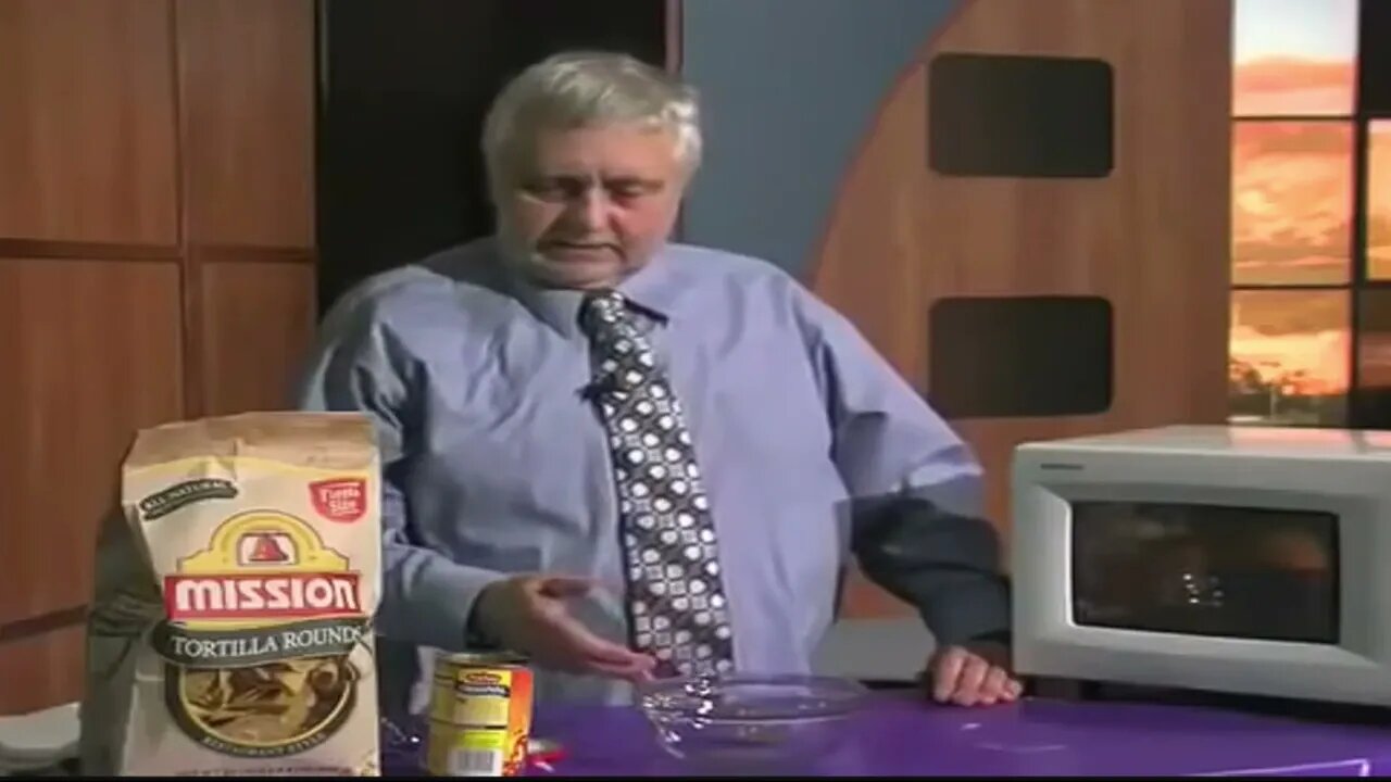 SADDEST CHEF Ever Makes NACHOS - Weber Cooks Reaction #2