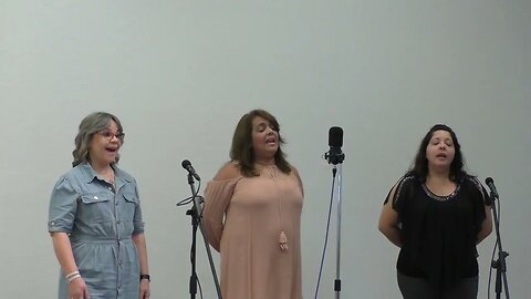 2023.05.28 - Has Hallado en Cristo - Susi / Elizabeth / Eylen