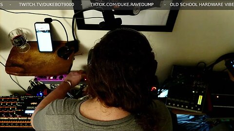 Highlight: Live HARDWARE PART2 303 SESSION - Techno Synths With DUKE