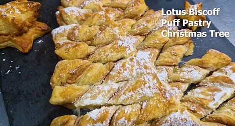 LOTUS BISCOFF PUFF PASTRY CHRISTMAS TREE