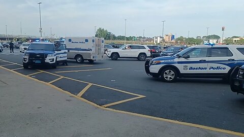 Boston police to the rescue after security guards start trouble with a minor at South Bay