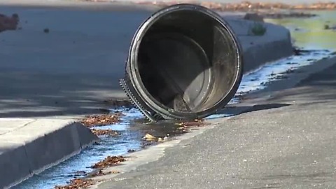 Water leak frustrates Summerlin neighborhood