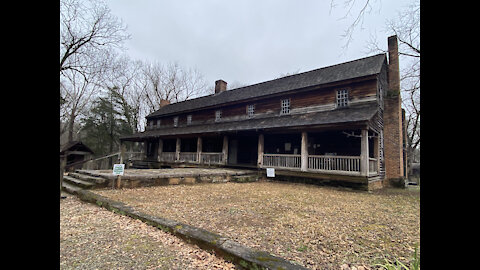 Traveler's Rest: The oldest and the last Stagecoach Inn in Georgia. And a GHOST???